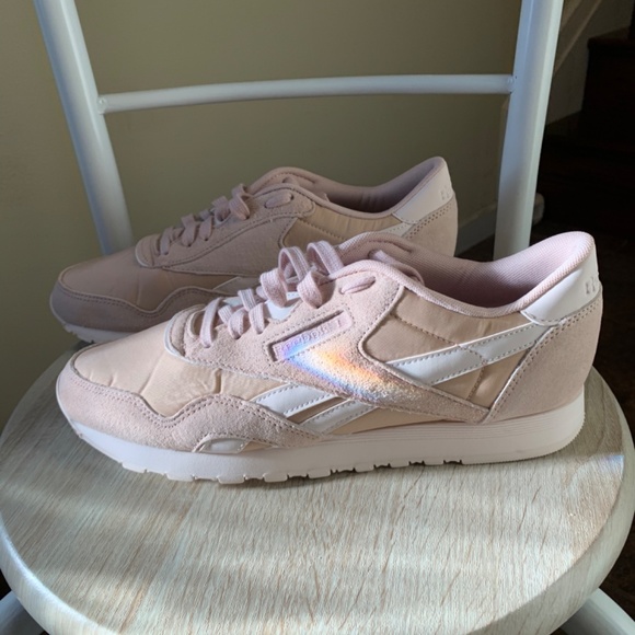 Women’a Reebok Lifestyle Casual shoes, brand new - Picture 4 of 5